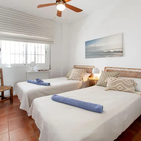 Carabeo By Interhome *