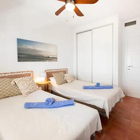 Carabeo By Interhome *