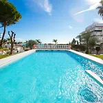 Carabeo By Interhome *
